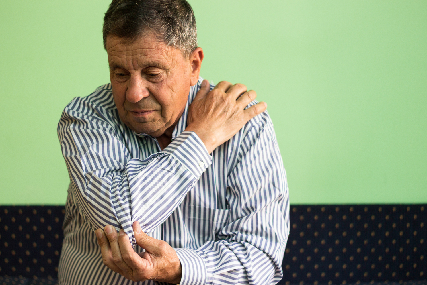 Some early signs of rheumatoid arthritis
